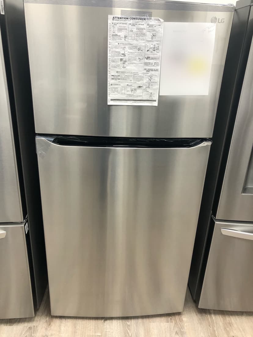 Cascadia CTF18 30" Top-Freezer Refrigerator
