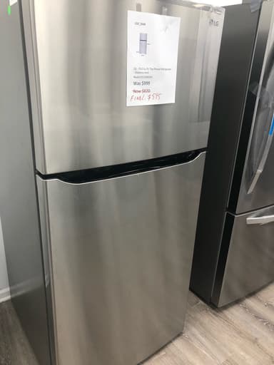 Brightwell BR18 30" Top-Freezer Refrigerator