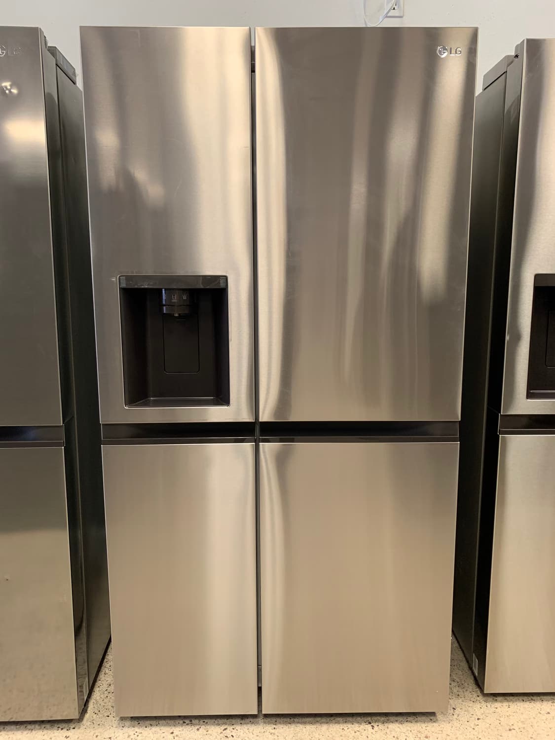 Cascadia CSB26 36" Side-by-Side Refrigerator